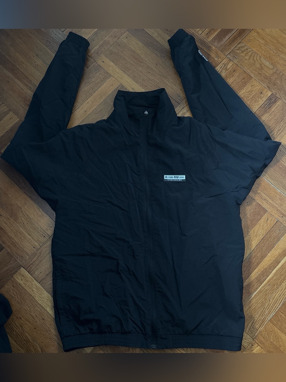 Raw gear windbreaker